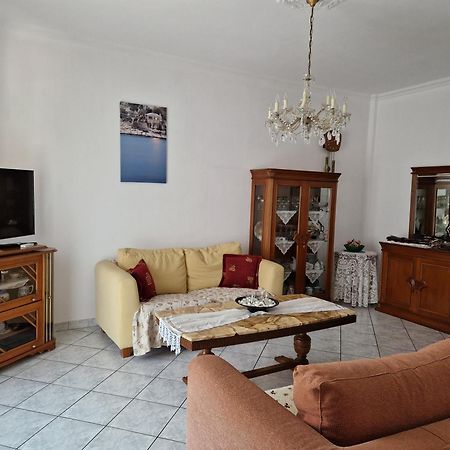 Hotel Haus Sofi à Pefkari Extérieur photo